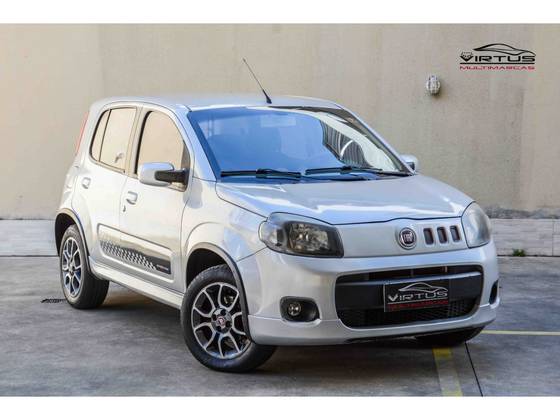 FIAT UNO 1.4 EVO SPORTING 8V FLEX 4P MANUAL FIAT UNO 1.4 EVO SPORTING 8V FLEX 4P MANUAL